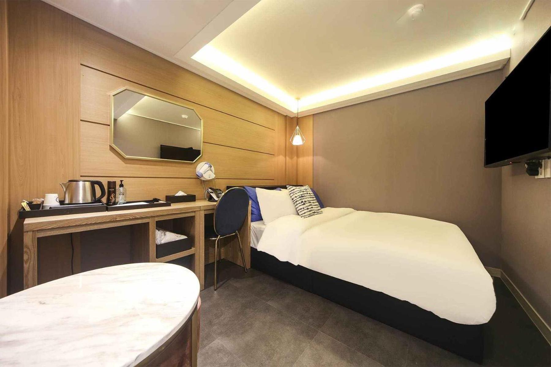 Bay 202 Hotel Busan Bagian luar foto