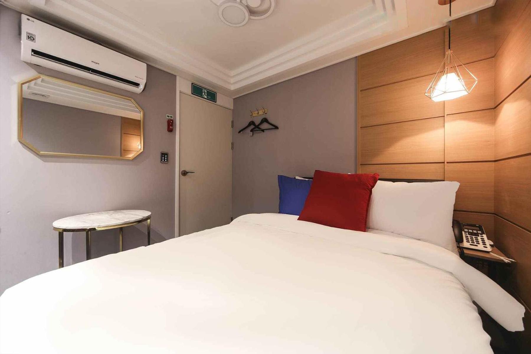 Bay 202 Hotel Busan Bagian luar foto