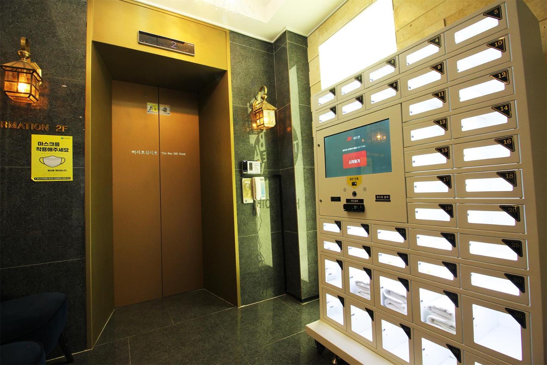 Bay 202 Hotel Busan Bagian luar foto