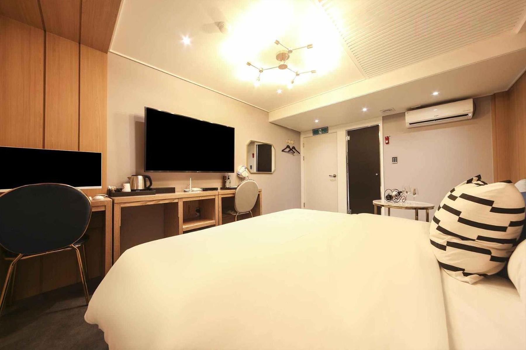Bay 202 Hotel Busan Bagian luar foto