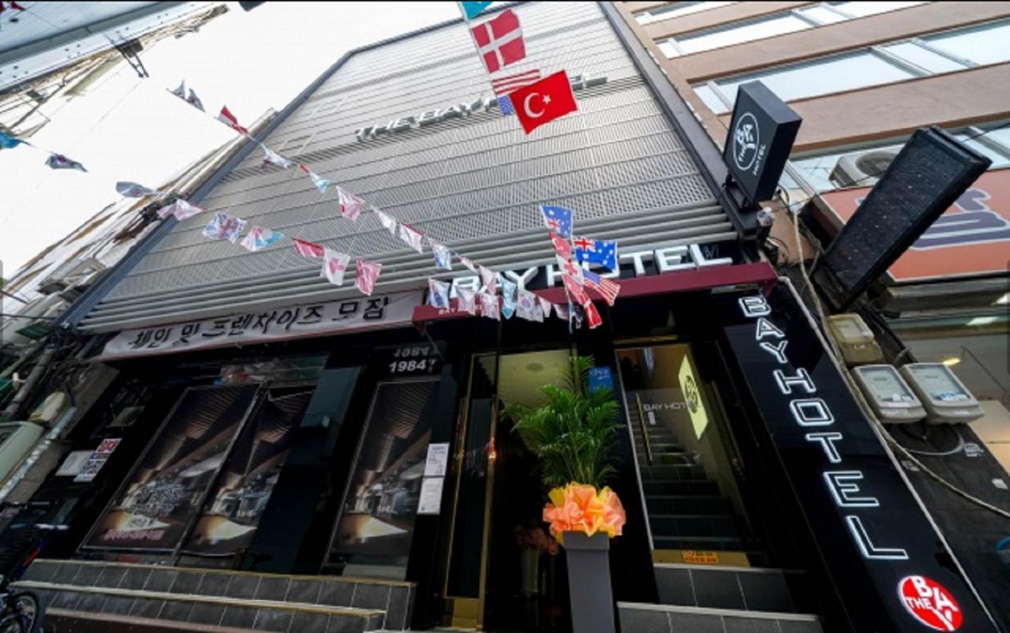 Bay 202 Hotel Busan Bagian luar foto